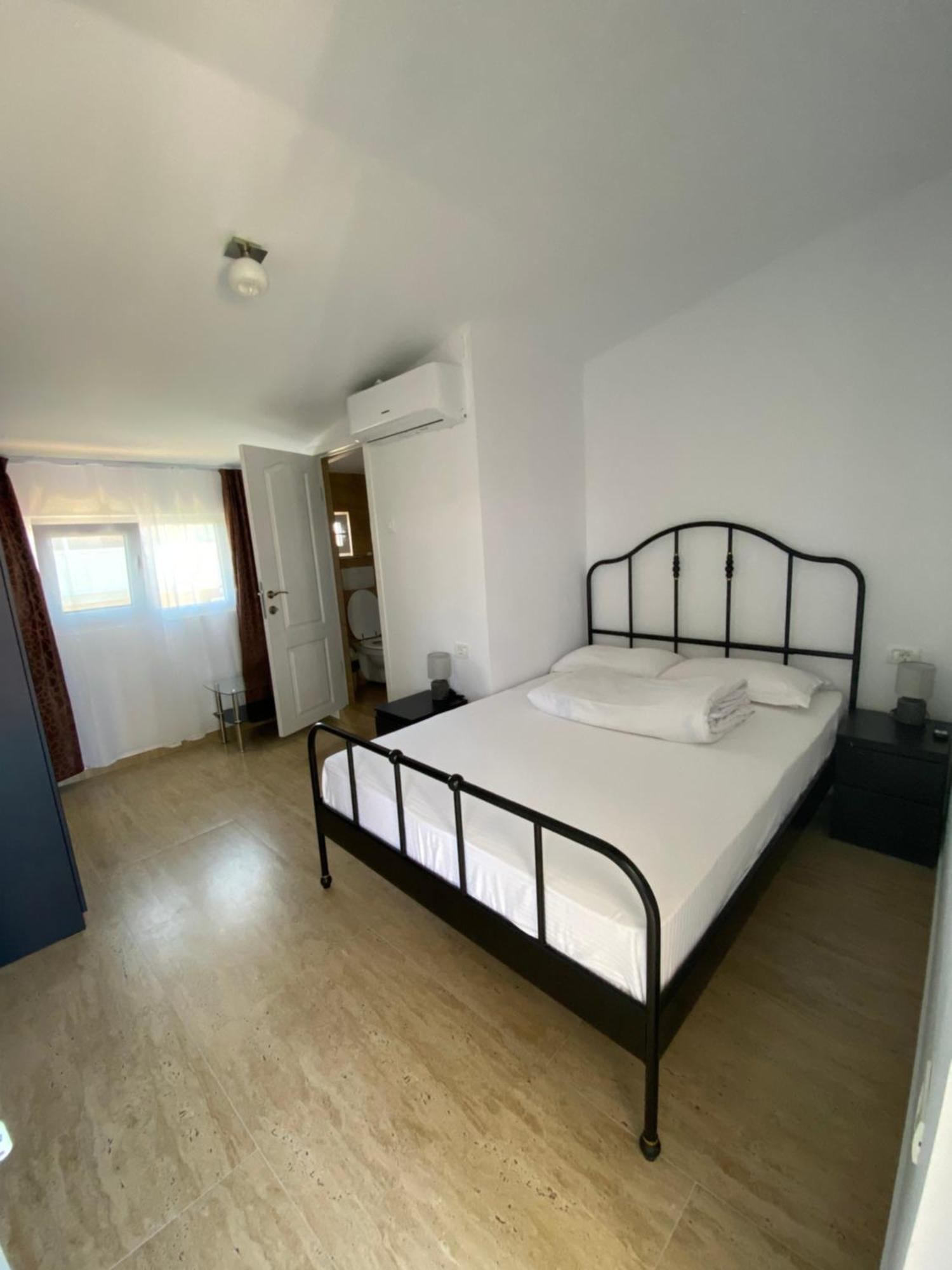 Casa Ciobi Hotel Două Mai Buitenkant foto