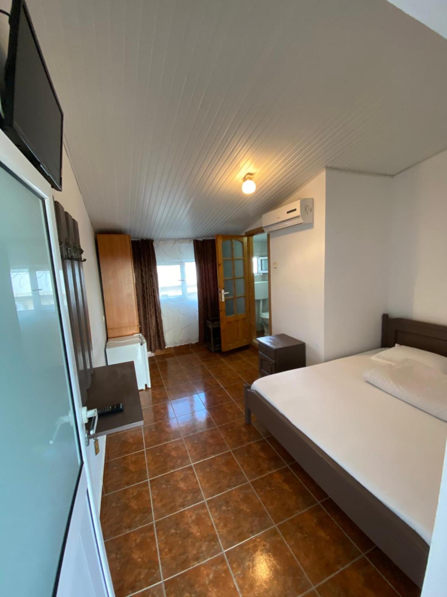 Casa Ciobi Hotel Două Mai Kamer foto