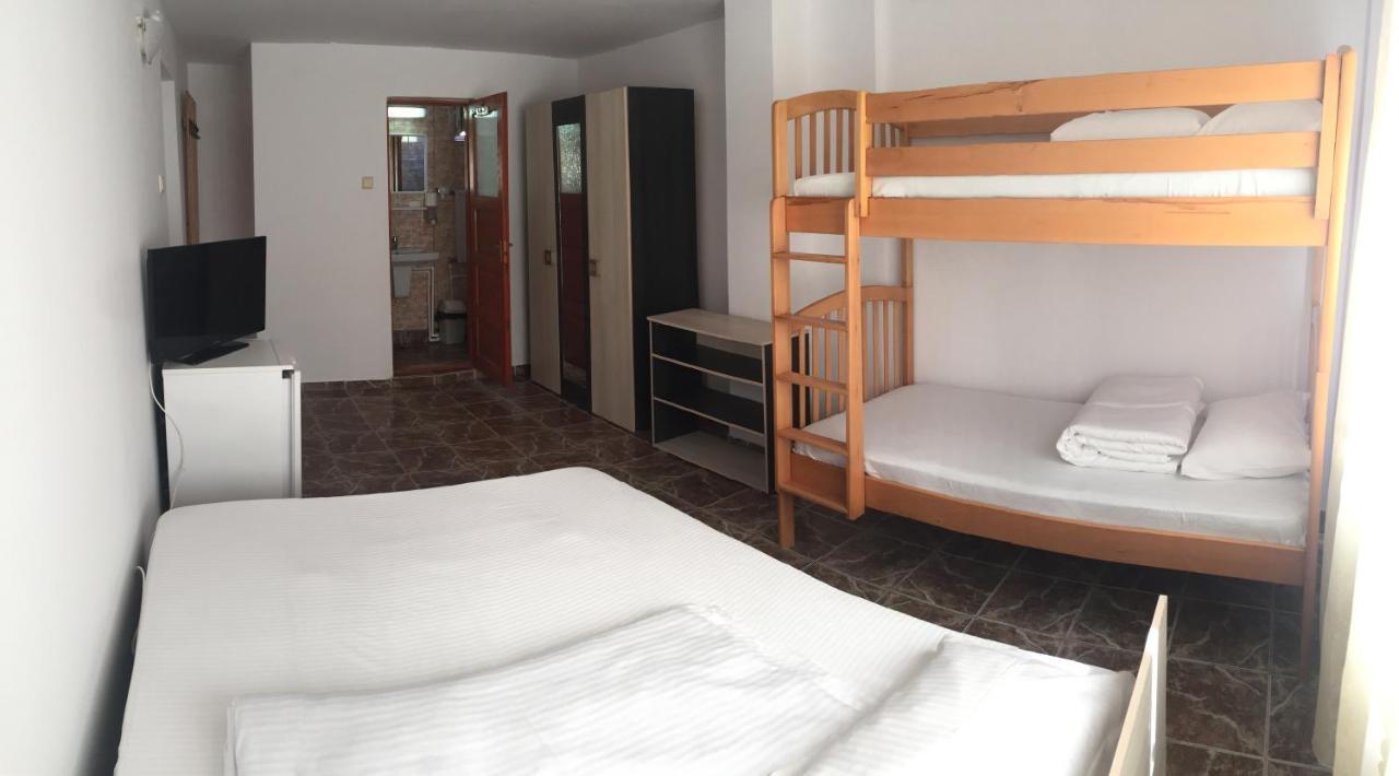 Casa Ciobi Hotel Două Mai Buitenkant foto